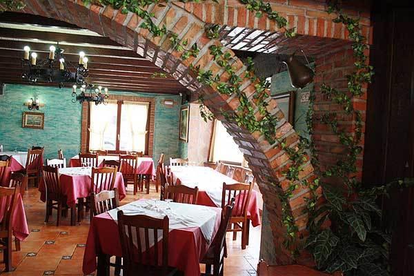 לה פרנקה Hotel Restaurante La Parra מראה חיצוני תמונה