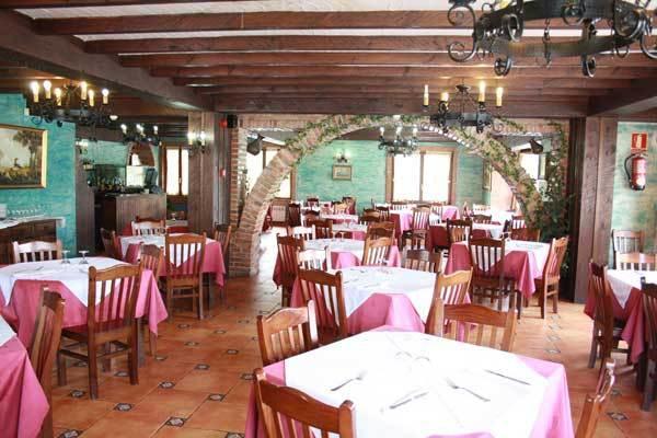 לה פרנקה Hotel Restaurante La Parra מראה חיצוני תמונה